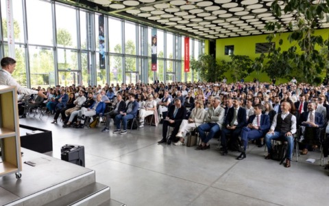 Torna IMPACT2030: laborability guida il confronto sul lavoro – tra AI, benessere e diritti