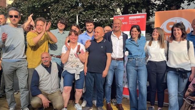 Lecco in piazza per Schlein e Gattinoni: “Uniti per vincere qui e cambiare l’Italia”