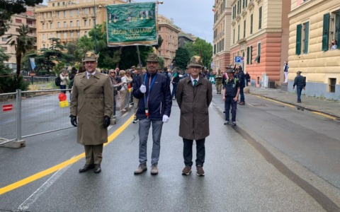 La Sezione Ana di Colico all’Adunata Nazionale di Genova