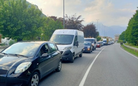 Studio sul traffico sull’asse Civate–Pescate (ponti compresi): incarico da 50mila euro