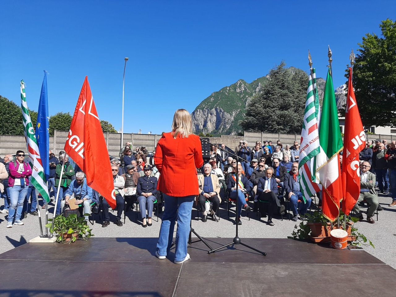 Intitolato a Galbani il piazzale davanti alle sedi sindacali