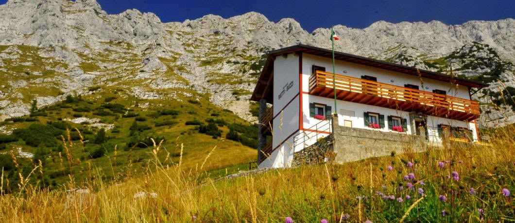 Raid al Rifugio Bietti-Buzzi: spariscono viveri e bombole destinati alla montagna