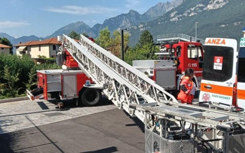 Garlate, infortunio sul lavoro in via Pescherino