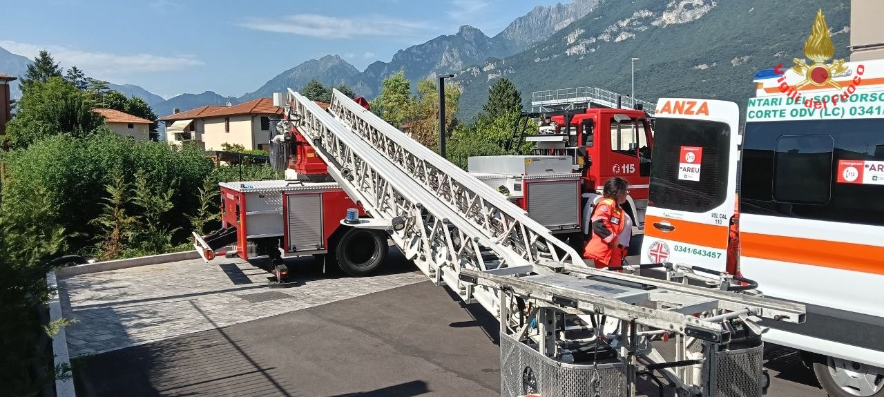 Garlate, infortunio sul lavoro in via Pescherino