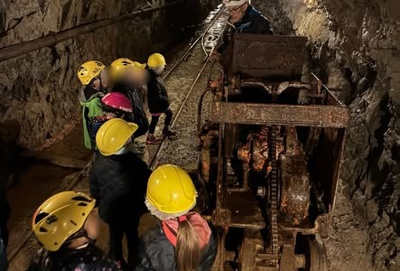 I bimbi di Casargo alle miniere di Cortabbio
