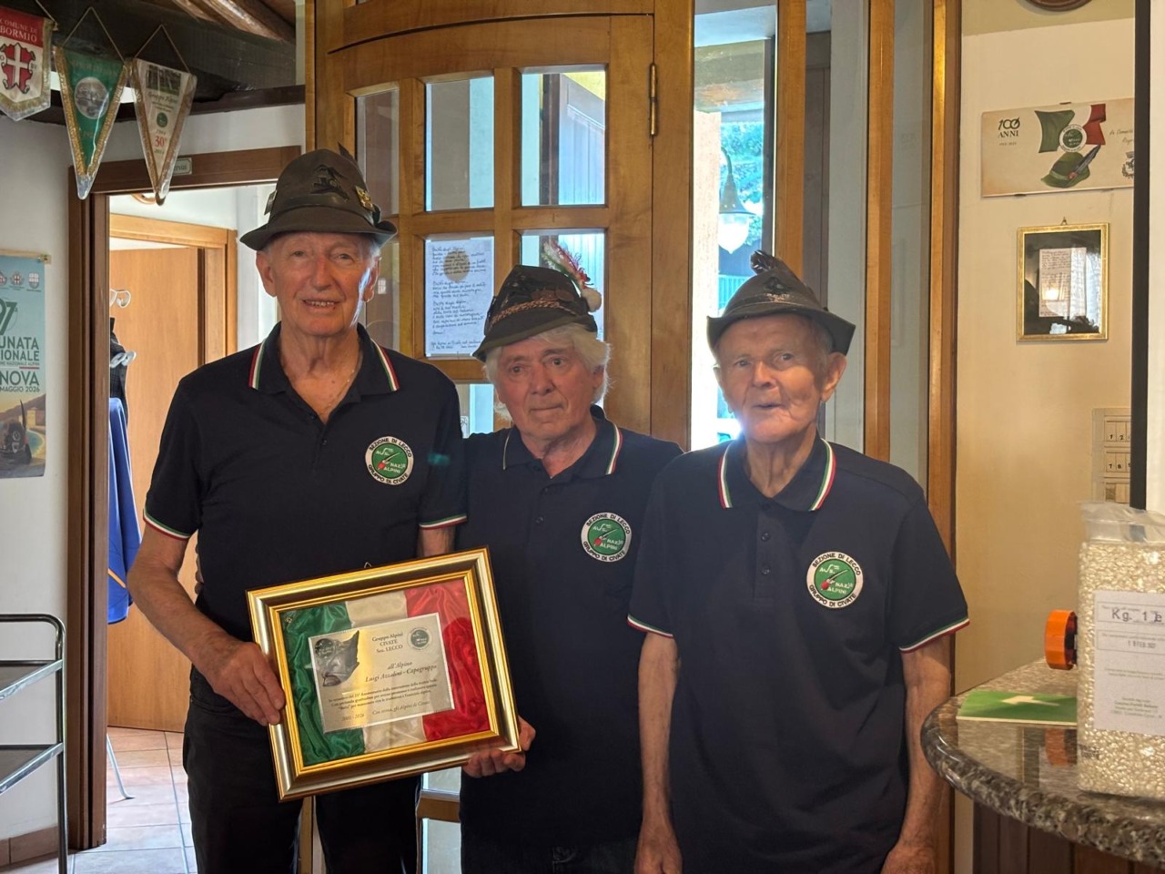 Civate: gli Alpini festeggiano il 25esimo anniversario della loro sede