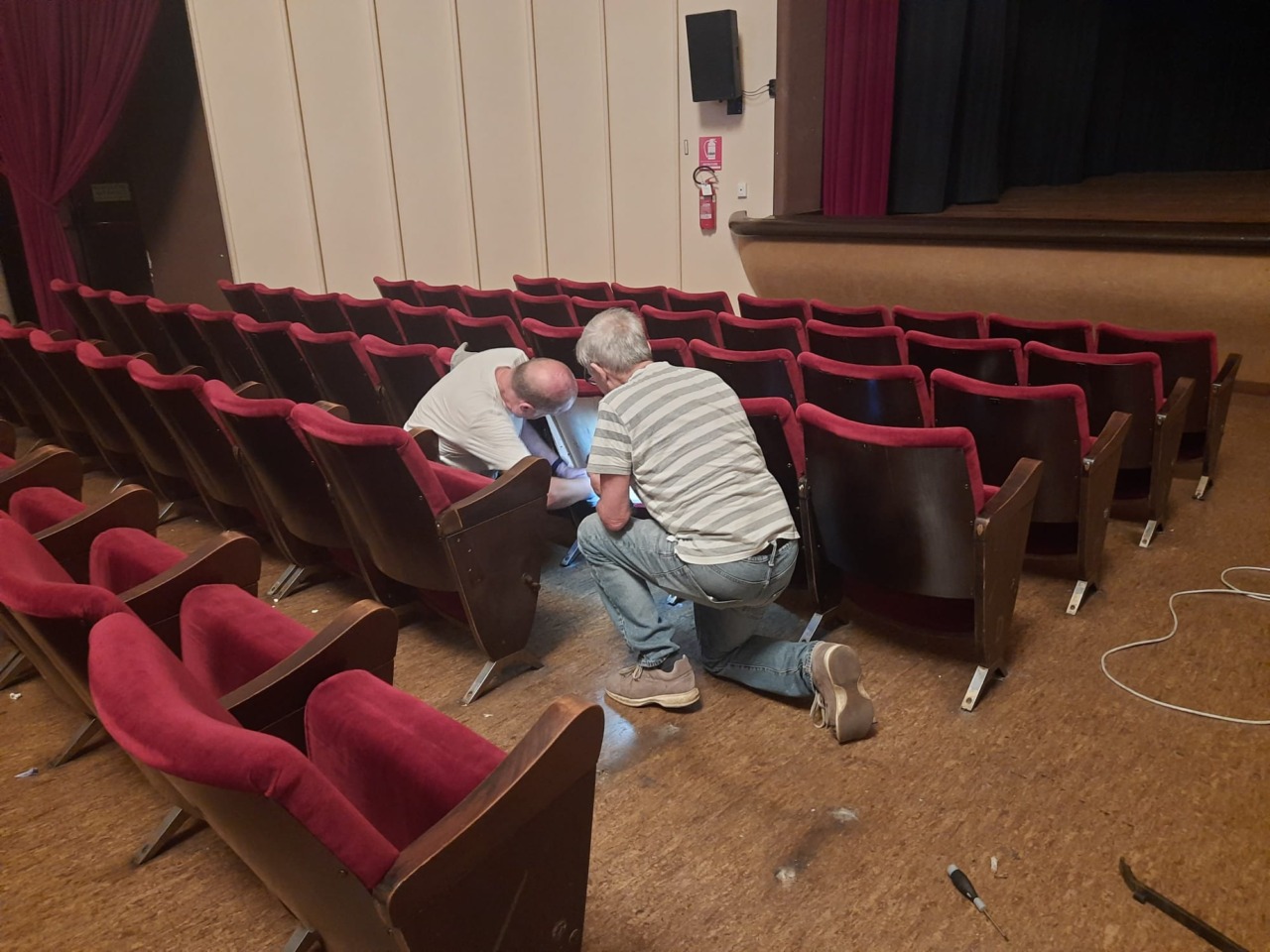 Palladium, corsa alle storiche poltroncine: oltre 170 trovano una nuova casa