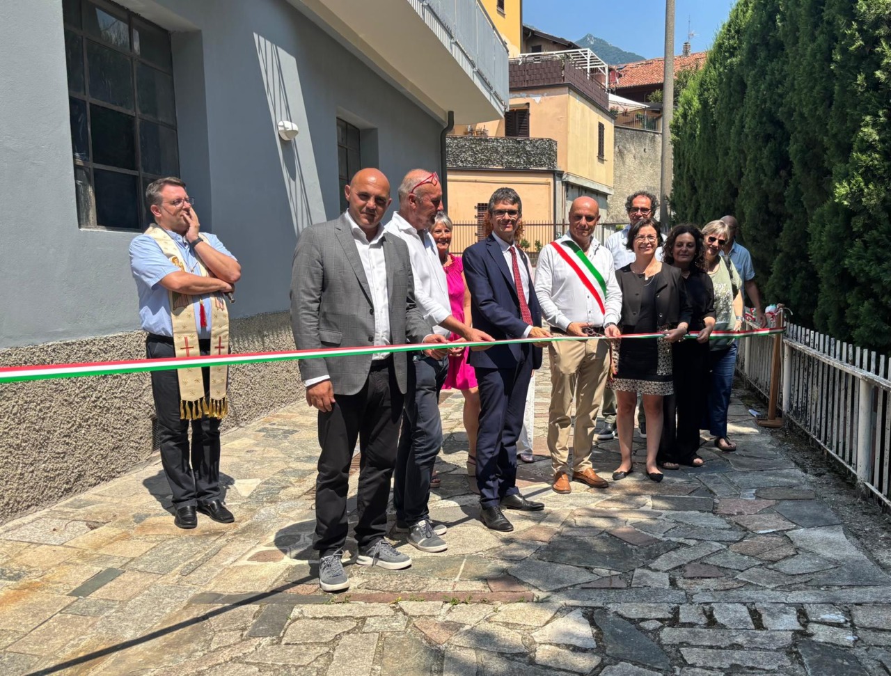 Civate, “Casa Mazzoleni”: inaugurati due alloggi di housing temporaneo