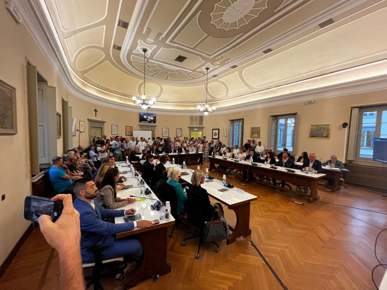 Lecco, Consiglio comunale al vetriolo. Boscagli: “Noi affidabili e credibili”