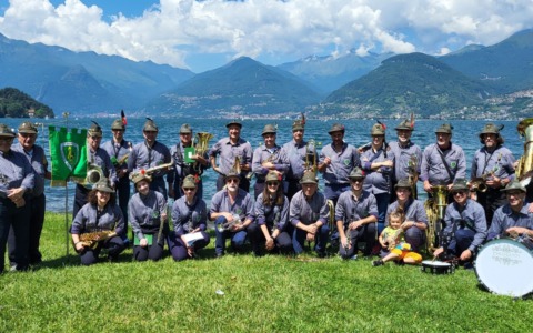 Centenario del Gruppo Alpini di Cortenova: i festeggiamenti proseguono a Parlasco