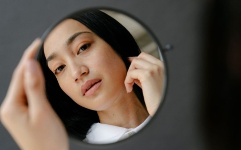 Make up e minimalismo: la tendenza beauty che punta sulla naturalezza