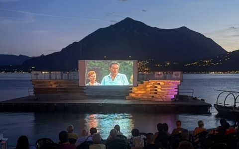 Palco galleggiante sul Lago di Como,  concerti imperdibili alla Colico Lake Arena