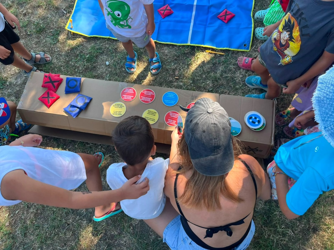 «Lario Sicuro» arriva sulle spiagge: laboratori per bambini a Colico e Mandello