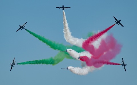 Frecce Tricolori, oggi Lecco alza gli occhi al cielo