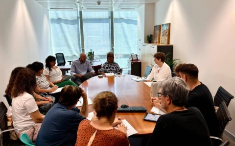 Lecco, più risorse per l’assistenza educativa scolastica: assegnate 775 ore per gli studenti con disabilità