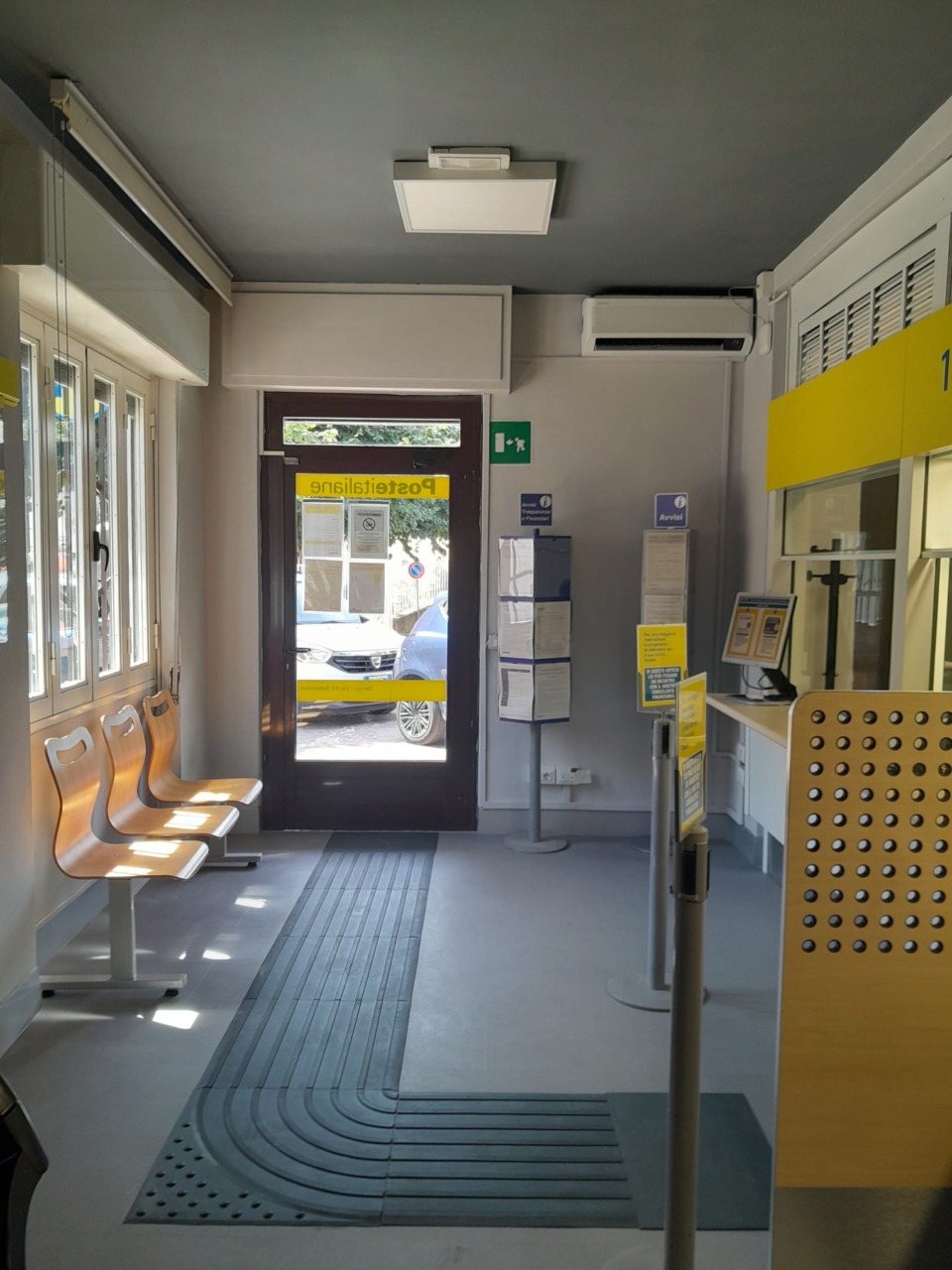 Dervio, riapre l’ufficio postale dopo la ristrutturazione