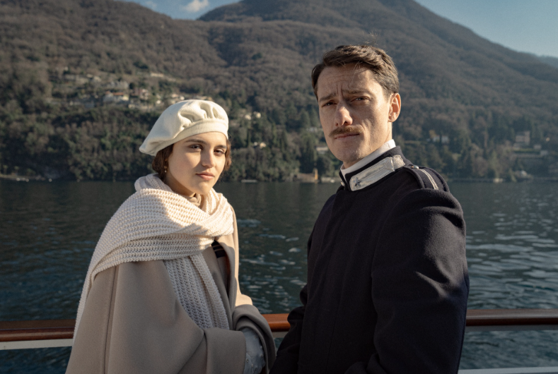 “Una finestra vista lago”, la fiction Rai ispirata ad Andrea Vitali arriva a settembre su Rai 1