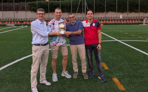 Stefano Mangili vince il Pallone d’Oro del Giornale di Lecco: festa alla Rovinata di Germanedo