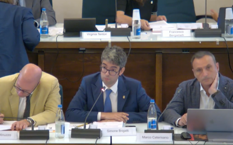 Tari Lecco: bollette più care per famiglie e attività