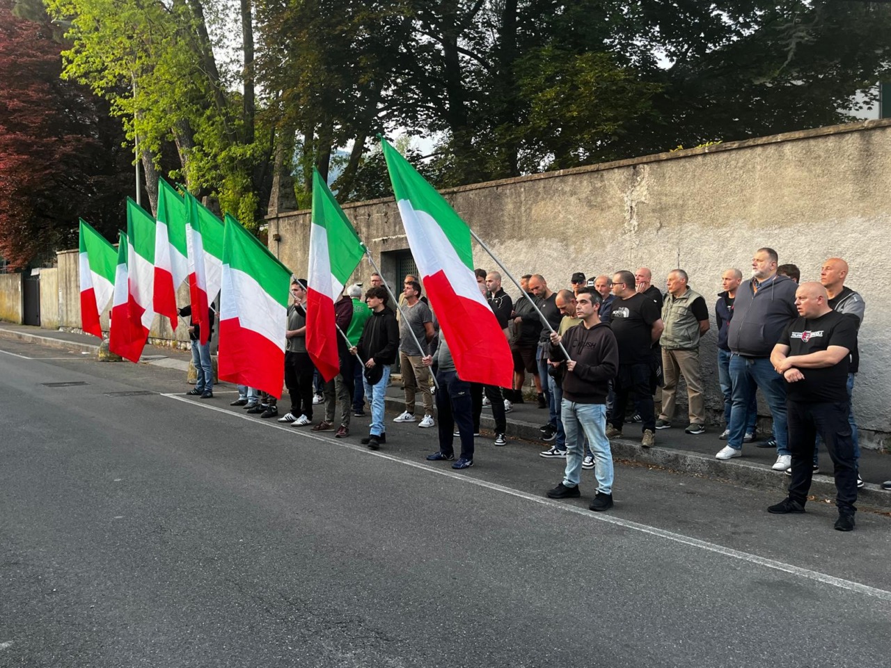 Lecco: contestazione alla commemorazione dei repubblichini, multati gli antifa