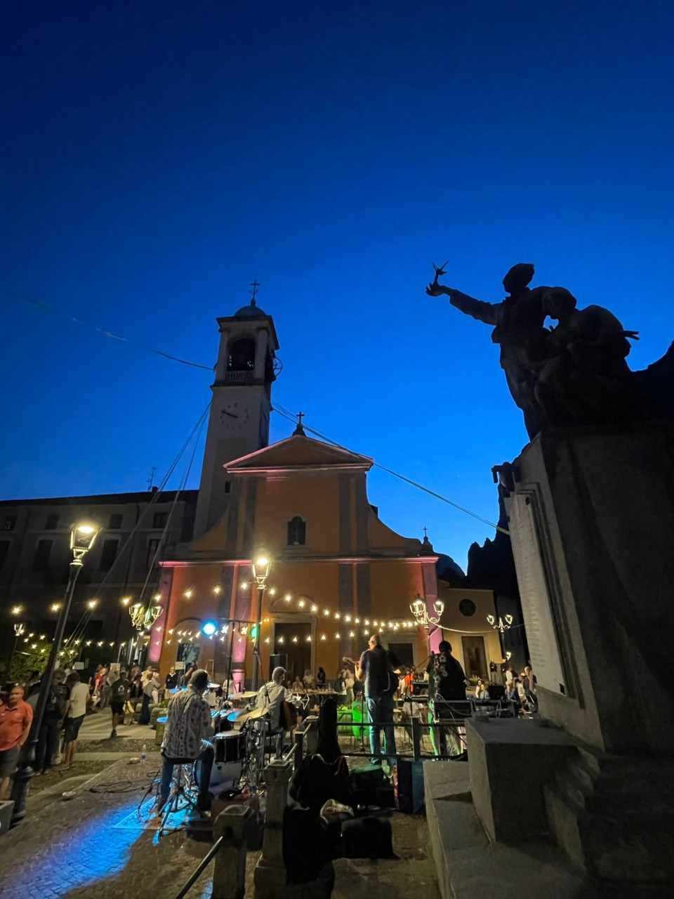 Festa in piazza a San Giovanni di Lecco