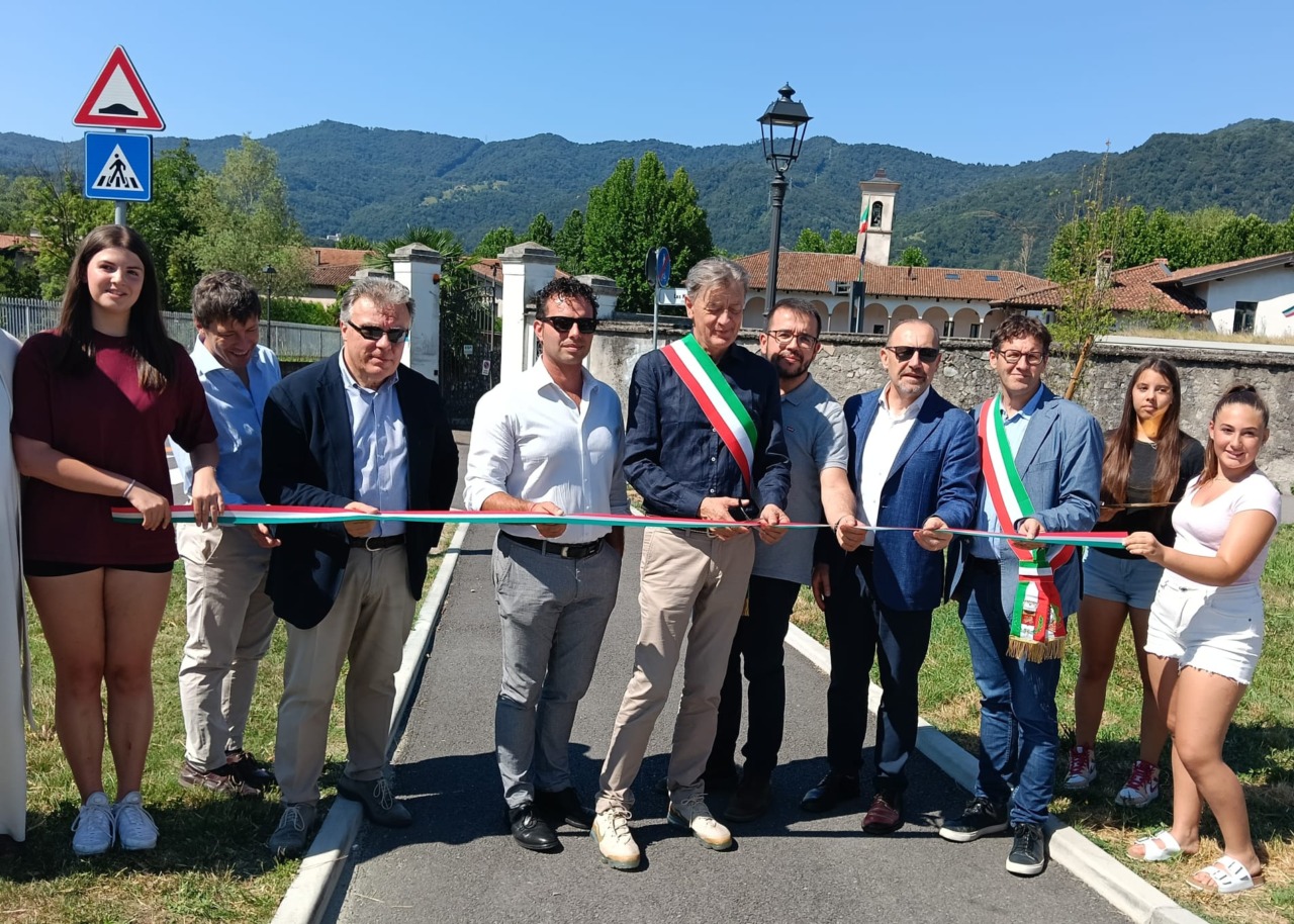 Il Lavello si rinnova: inaugurata la nuova area e il piazzale dedicato a padre David Maria Turoldo