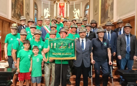 Acquate in festa per i 60 anni del Gruppo Alpini: una storia di radici, memoria e comunità