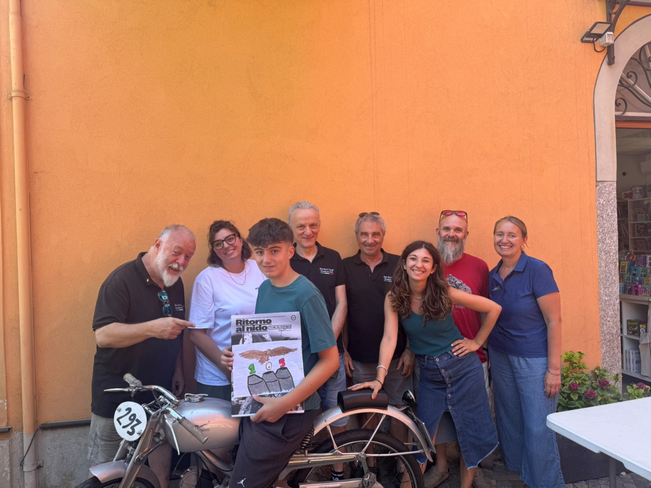 Motoraduno Guzzi, il vincitore del contest per il logo delle t-shirt a edizione limitata è Matteo Poletti