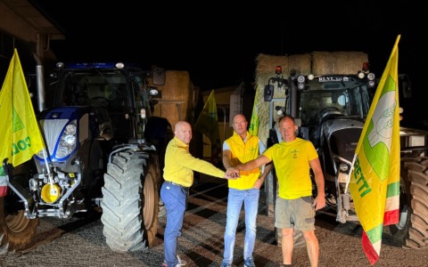 Gli agricoltori della pianura aiutano gli allevatori di montagna