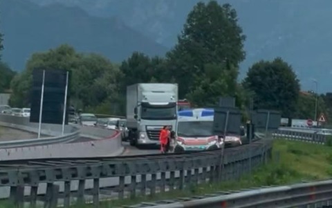 Ss36: incidente a Costa Masnaga, code in direzione Milano