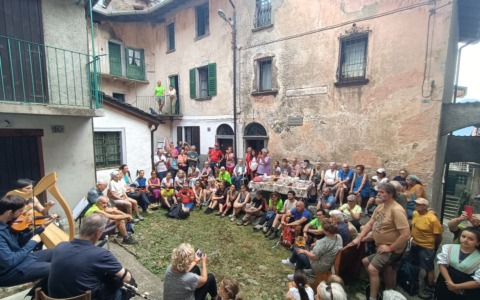 Le voci delle Alpi 2026: successo per musica e tradizioni in Alta Valsassina