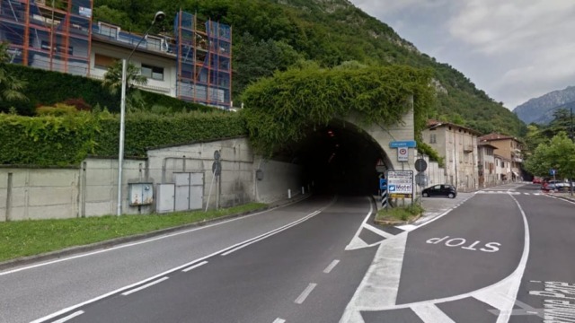 Allerta meteo arancione, chiusa la Lecco-Bellagio: stop alla Sp583 alle gallerie di Parè e Melgone