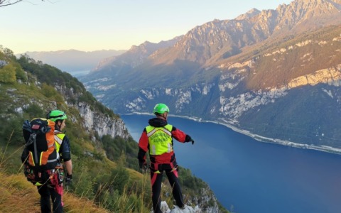 Funghi, primi interventi del Soccorso Alpino in Alta Valsassina: «Servono prudenza e preparazione»