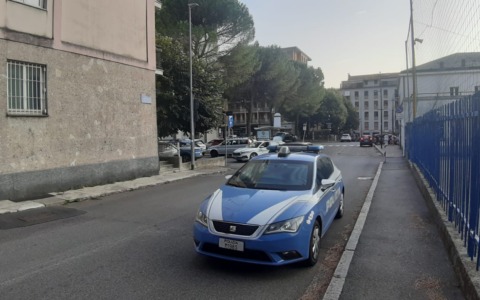 Lecco, tragedia in via Perazzo: uomo cade da una palazzina e perde la vita