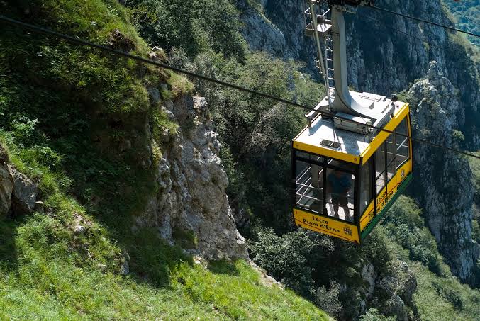 Maltempo a Lecco, chiusa la funivia dei Piani d’Erna