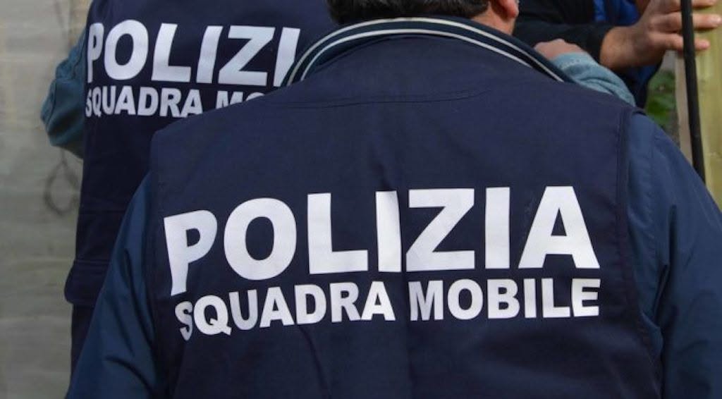 Civate, scambio di cocaina sotto gli occhi della Polizia: arrestato uno spacciatore