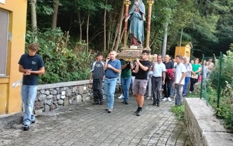 La Valle celebra l’Addolorata