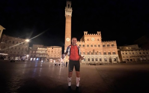 Da Lecco a Siena, 438 chilometri in cinque giorni: ennesima impresa di Roberto Crippa