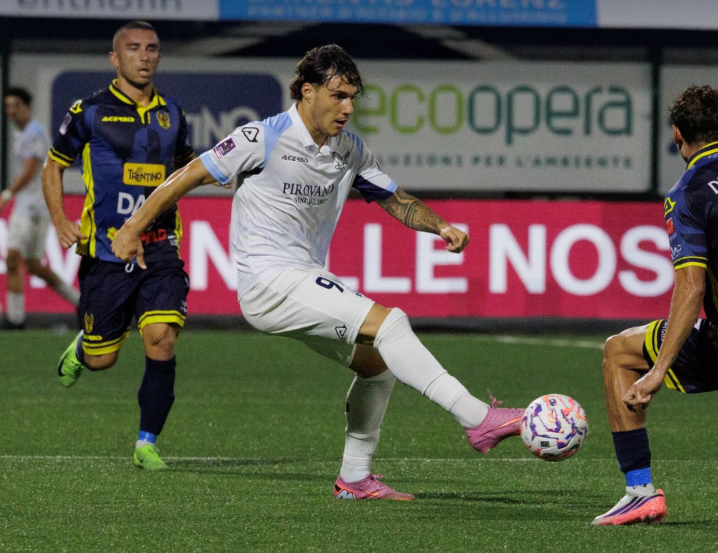 Trento-Lecco 1-0: beffa allo scadere, i blucelesti tornano dal Briamasco a mani vuote