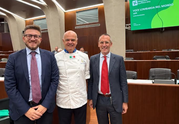 Enrico Derflingher premiato come «Voce lombarda nel mondo»: il riconoscimento all’eccellenza lecchese