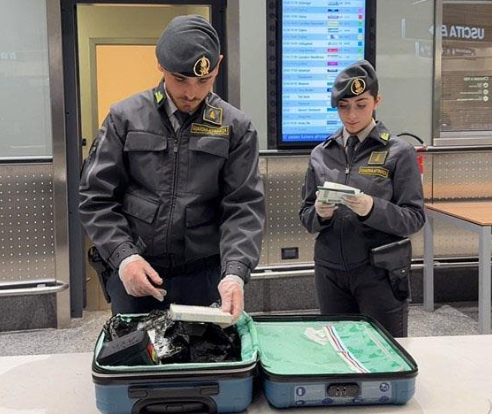 Hashish dalla Spagna verso Lecco e Bergamo: raffica di  arresti
