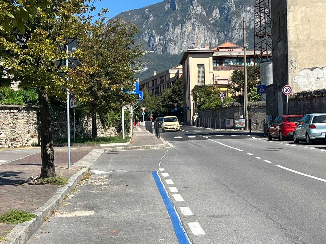 Via Parini riaperta a Lecco, ma il ripristino definitivo arriverà entro fine mese