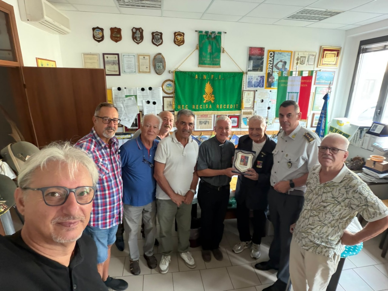 La Sezione Anfi Lecco saluta don Andrea, cappellano della Polizia di Stato