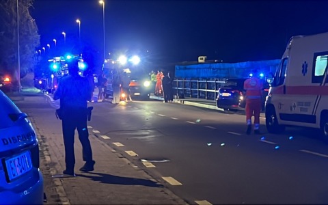 Drammatico incidente stradale: due giovani morti