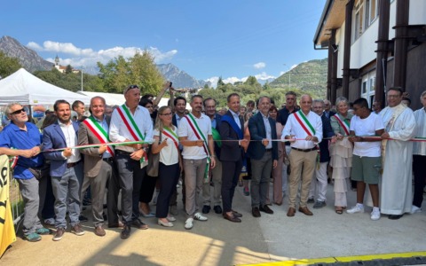 Isella, inaugurata la Porta dei Laghi: “Un luogo dalla doppia anima, tra associazionismo e iniziativa privata”