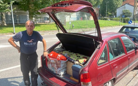 «Io l’alba la vedo prima di tutti». Luca e la vita ai margini in auto