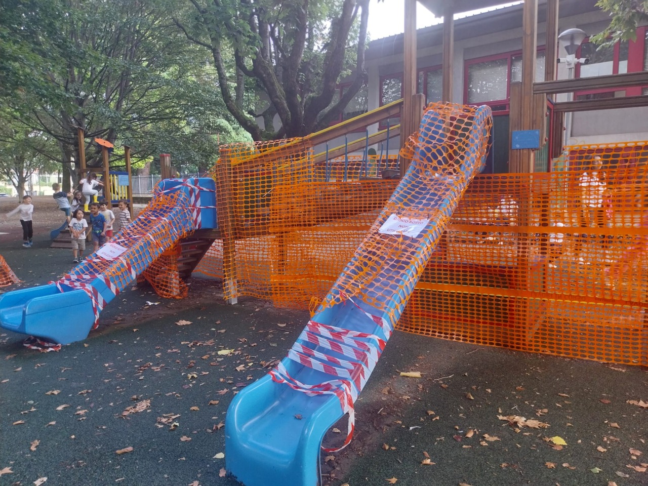 Parco giochi del Gaggio fuori uso: “Problema di stabilità delle strutture, tornerà utilizzabile entro settimana prossima”