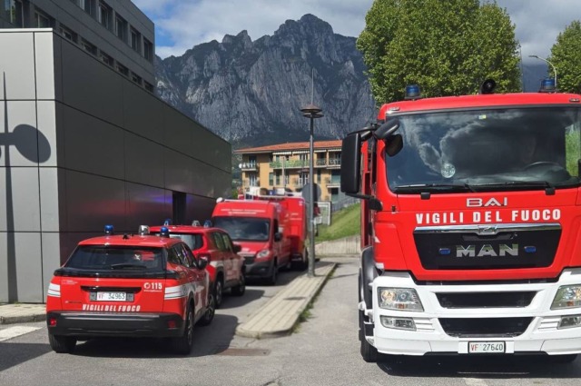 Principio d’incendio al Manzoni: emergenza rientrata, nessun ferito