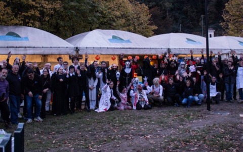 Pescate sfida la paura: 800 metri di Halloween tra zombie, vampiri e streghe