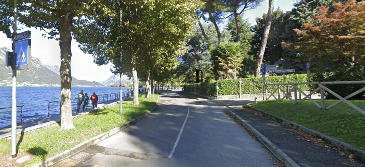 Aggredita sul lungolago da una «baby gang»